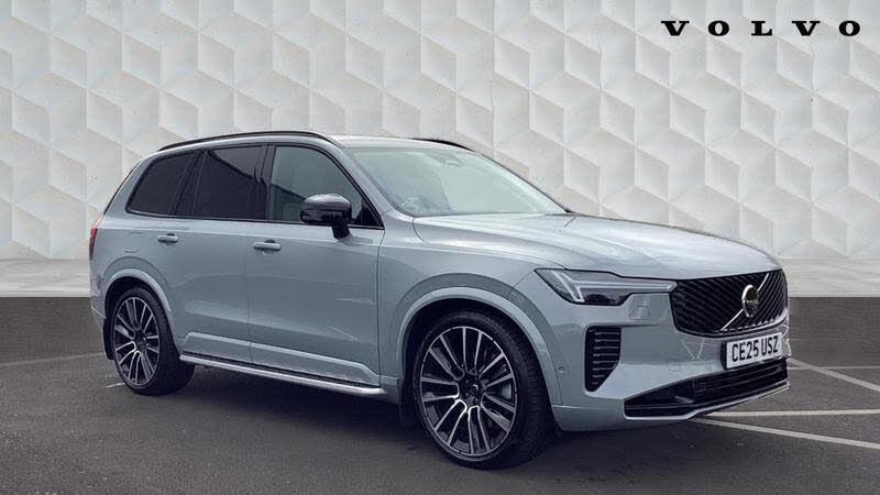 2025 Volvo XC90 2.0 T8 Ultra (Dark