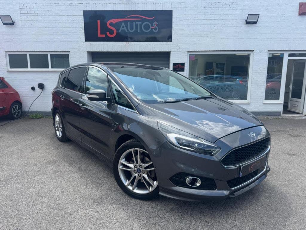 2017 Ford S-MAX 2.0 SCTi Titanium Sport