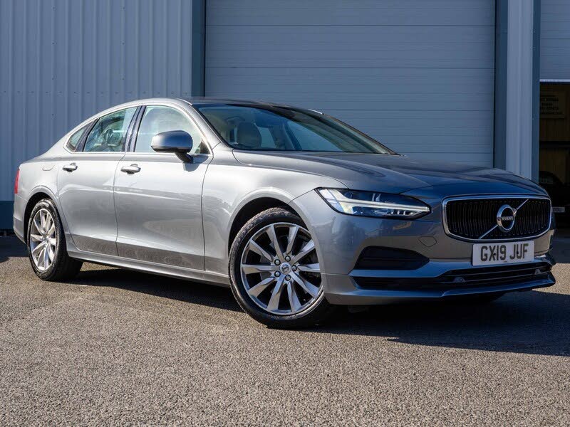 2019 Volvo S90 2.0 T4 Momentum