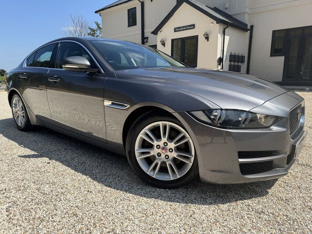 2016 Jaguar XE 2.0TD Prestige (180ps) Auto