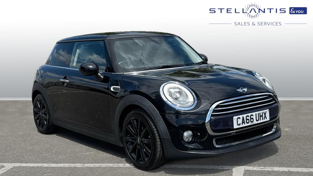 2016 MINI Cooper 1.5 Cooper (s/s) Hatchback 3d