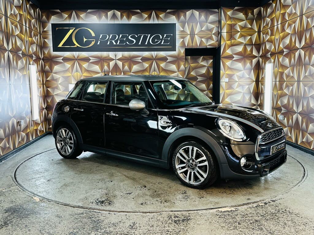 2017 MINI Cooper 2.0 Cooper S Seven (Media XL)(s/s) 5d Sport Auto