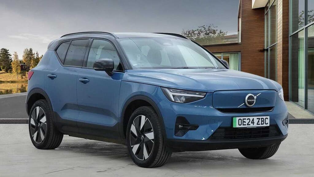 2024 Volvo EX40 E Plus (235bhp)
