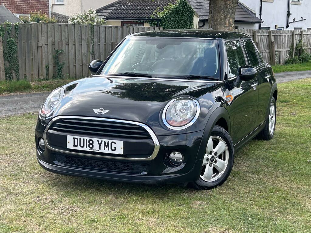 2018 MINI Cooper 1.5TD Cooper D Series II (s/s) Hatchback 5d