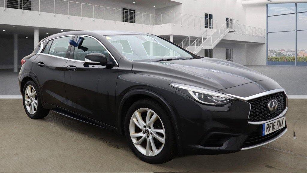 2016 Infiniti Q30 1.5d SE