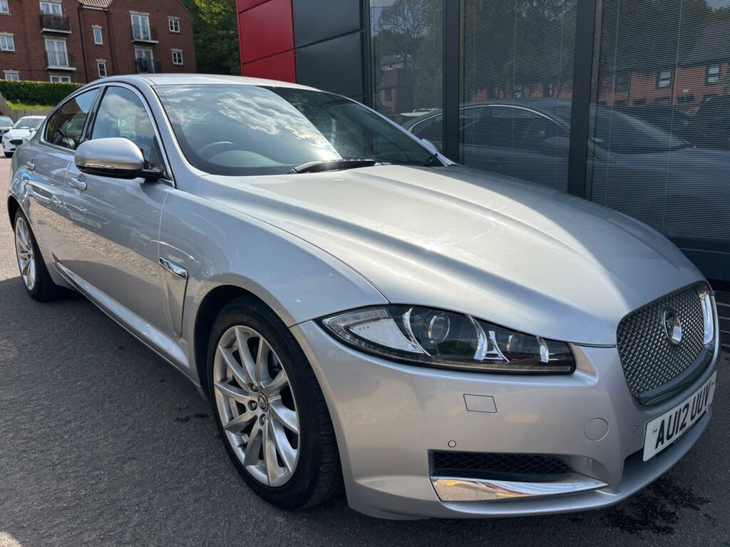 2012 Jaguar XF 2.2TD Luxury (190ps) Saloon 4d auto