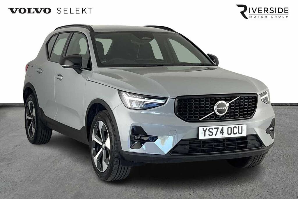 2024 Volvo XC40 2.0 B3 Plus