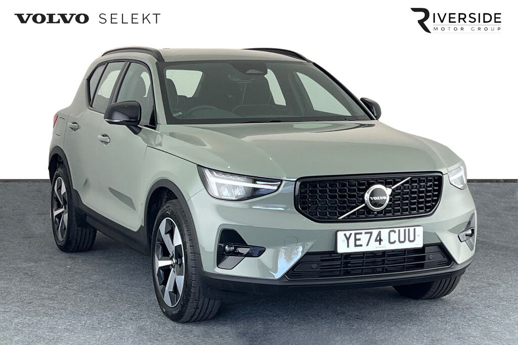 2024 Volvo XC40 2.0 B3 Plus