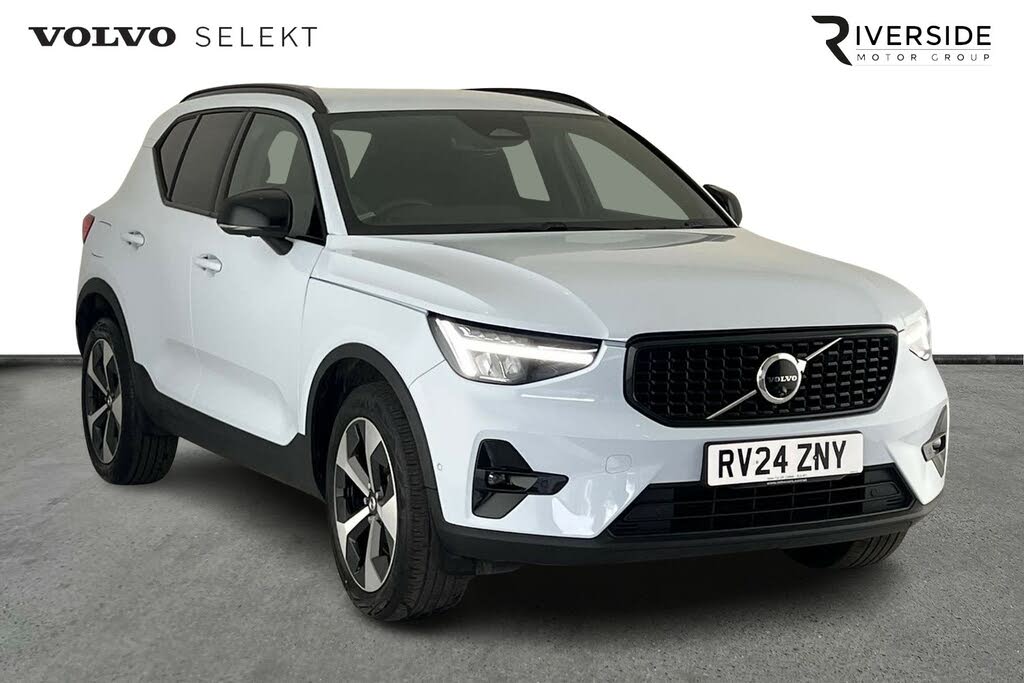 2024 Volvo XC40 2.0 B4 Plus