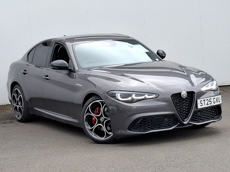 2025 Alfa Romeo Giulia 2.0 Veloce
