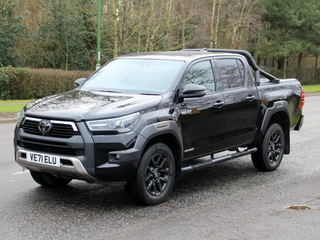 2022 Toyota Hi-Lux 2.8D-4D Invincible X (204hp)(Eu6d) 2755cc auto