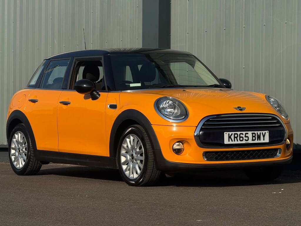2015 MINI Cooper 1.5 Cooper 5d