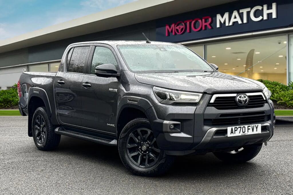 2021 Toyota Hi-Lux 2.8D-4D Invincible X AT35 (204hp)(Eu6dT-E)