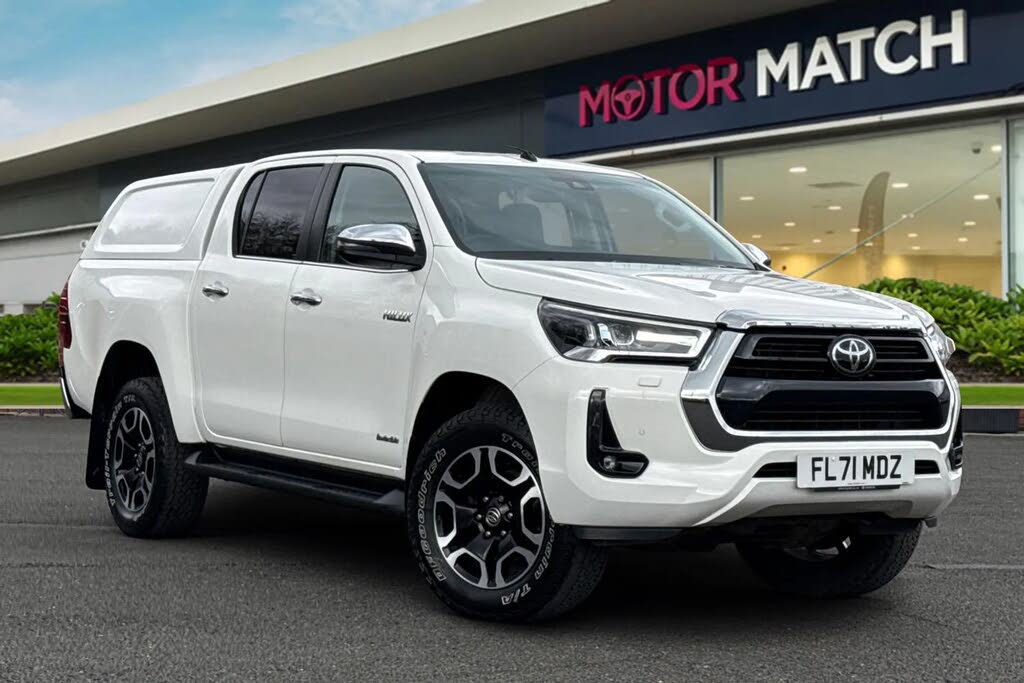 2021 Toyota Hi-Lux 2.4D-4D Invincible (150hp)(Eu6d)