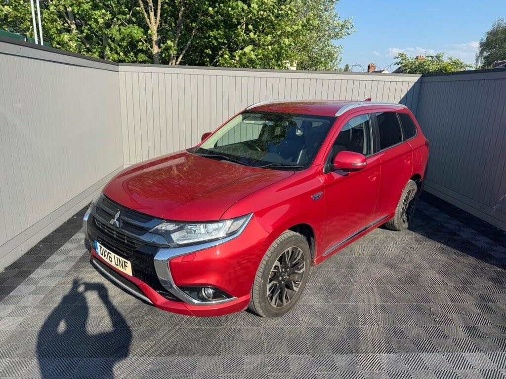 2016 Mitsubishi Outlander 2.0 GX3h+ PHEV (5st)