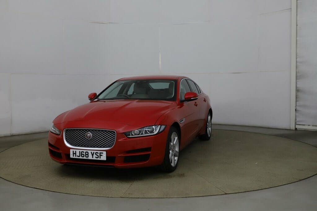 2018 Jaguar XE 2.0i Portfolio (300ps) AWD 1997cc