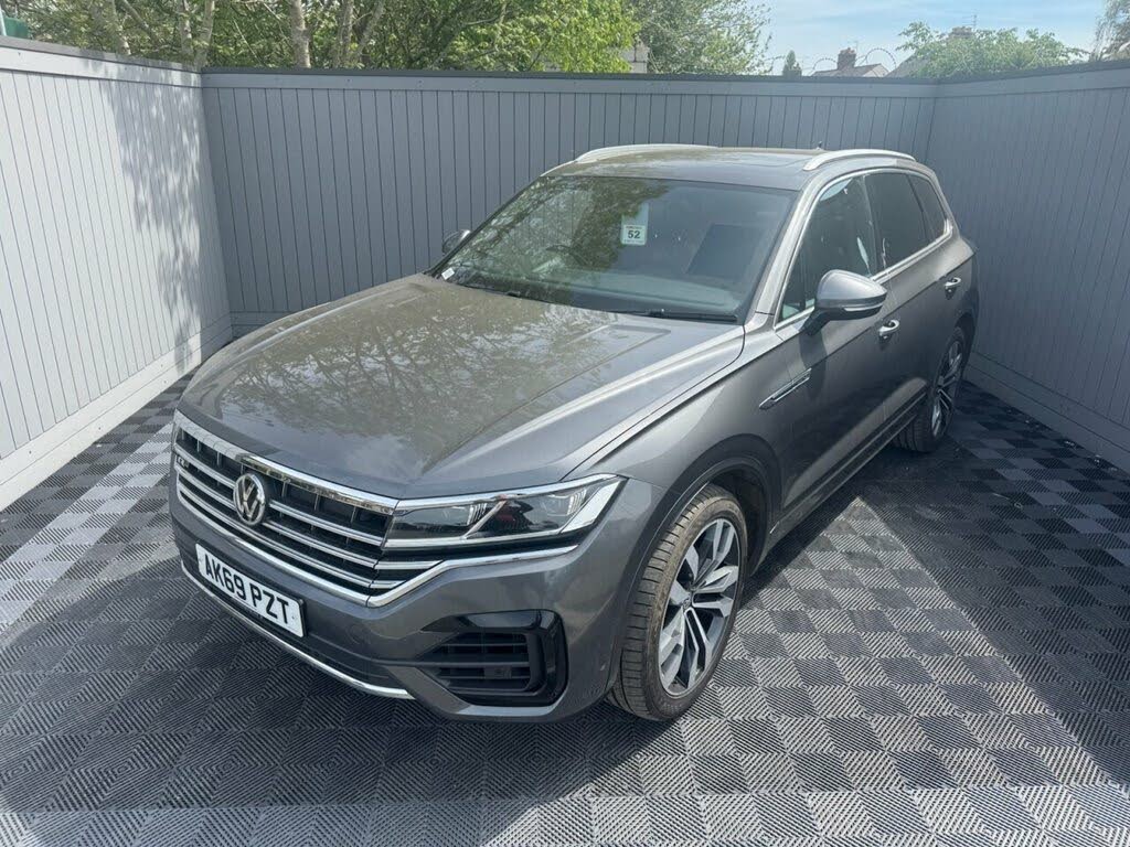 2019 Volkswagen Touareg 3.0TDI R-Line Tech (286ps)