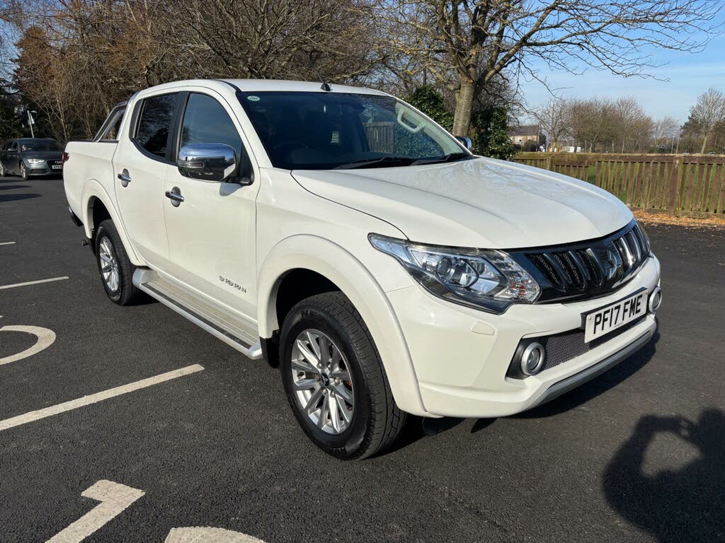 2017 Mitsubishi L200 2.4DI-D Barbarian (178bhp) (EU6) auto