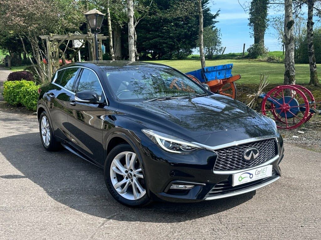 2017 Infiniti Q30 1.5d SE